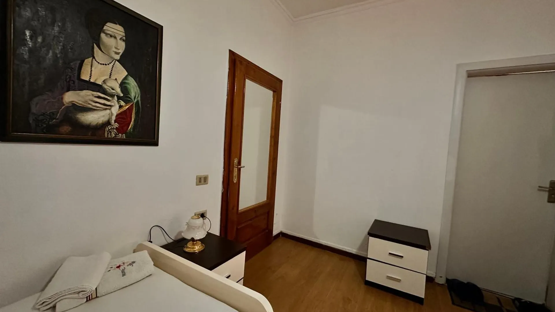 Hostel Grande House Tiran